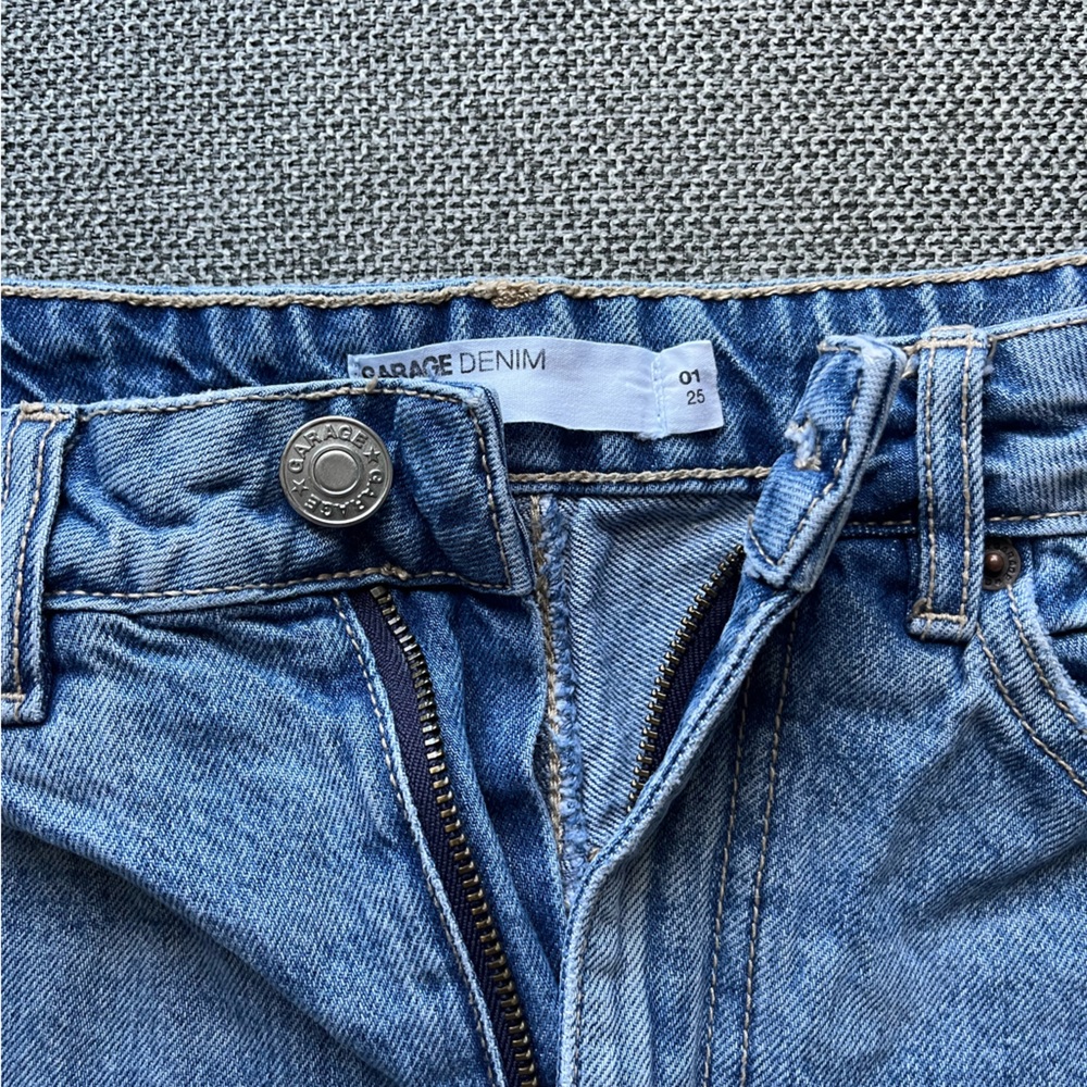 Garage Denim Shorts - Picture 3 of 4